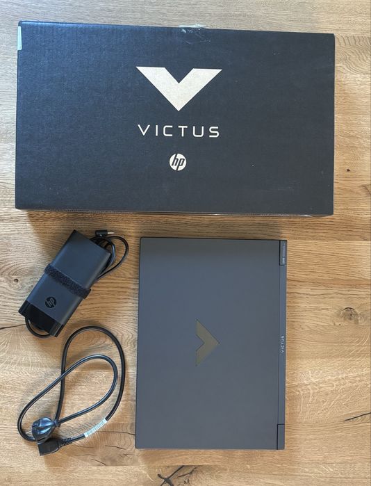 HP Victus 15 i5 / 32GB RAM / RTX3050Ti / 144Hz