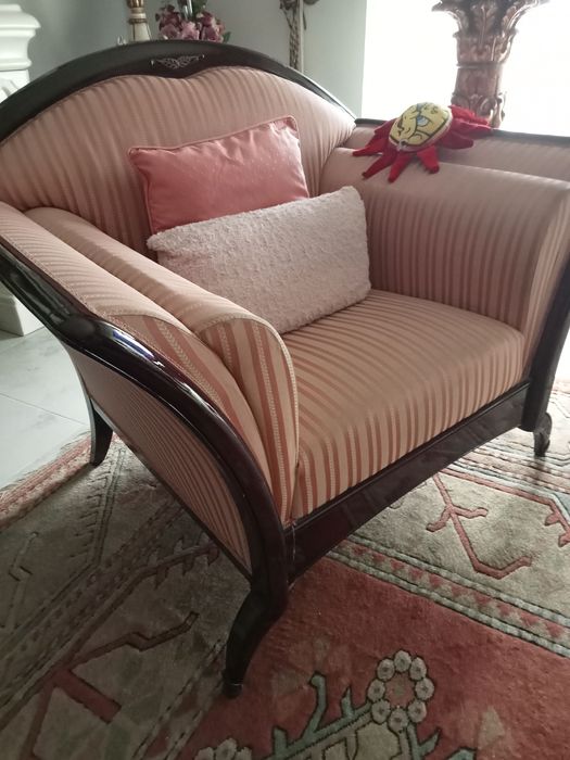 Terno de sofás art deco muito elegantes