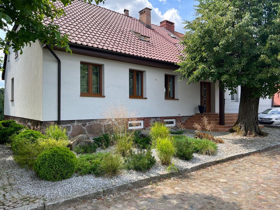 Domek Dom na Mazurach nad jeziorem nad lasem cisza spokój balia