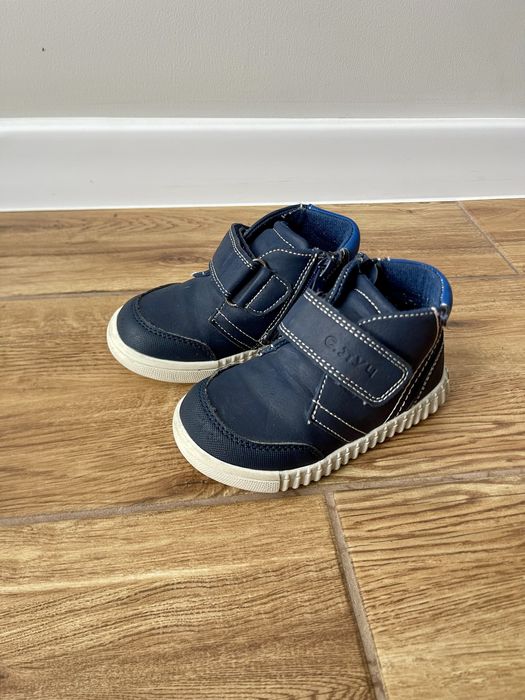 Демисезонне взуття/ черевички для хлопчика 23 розмір