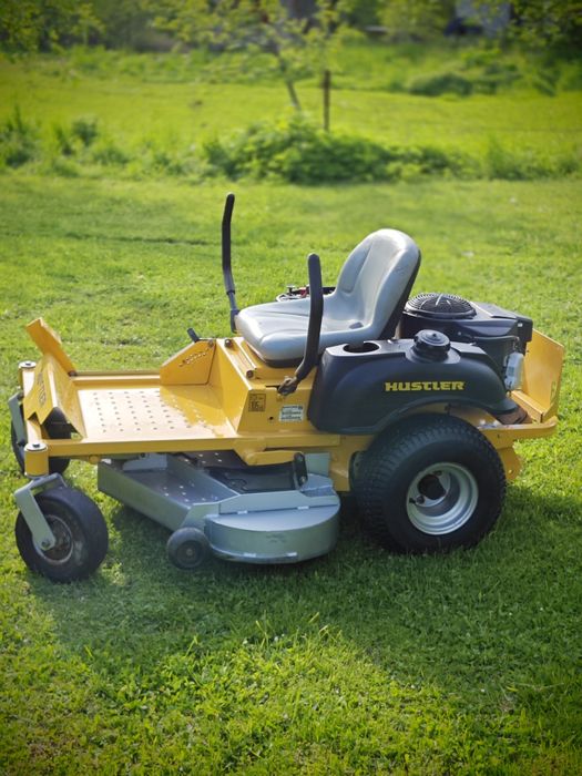 Садовий трактор газонокосарка Rider Zero Turn Hustler Sport