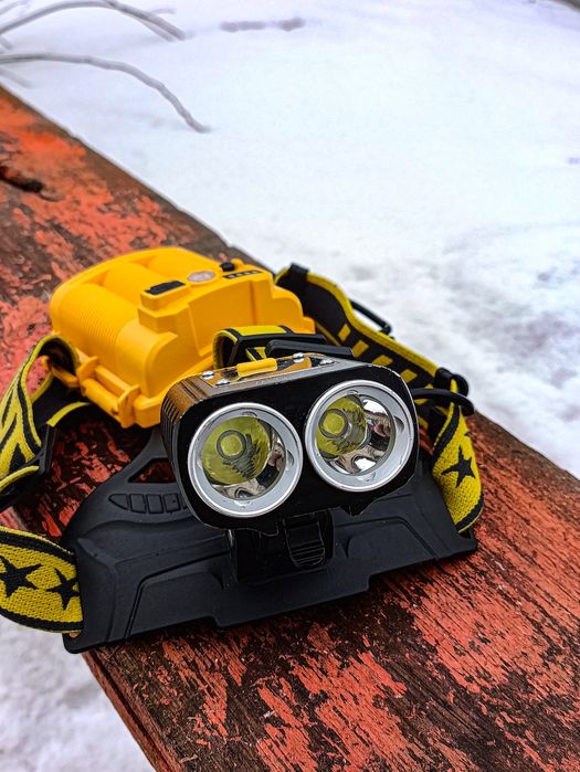 Професійний налобний ліхтар