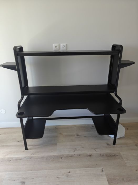 Secretaria Fredde IKEA - Excelente estado