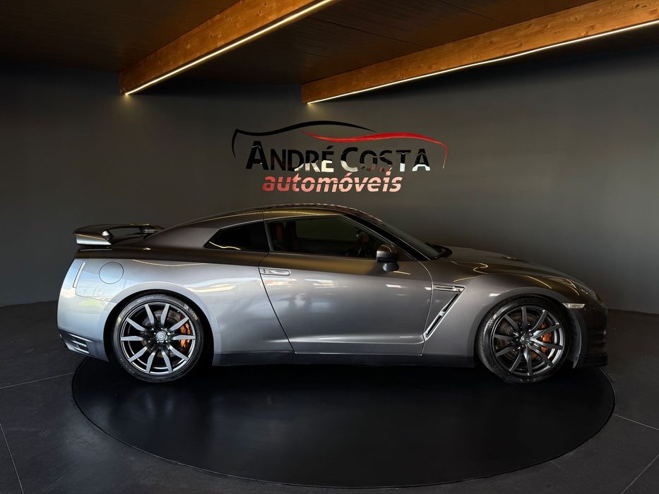 Nissan GT-R 3.8 V6 Black Edition
