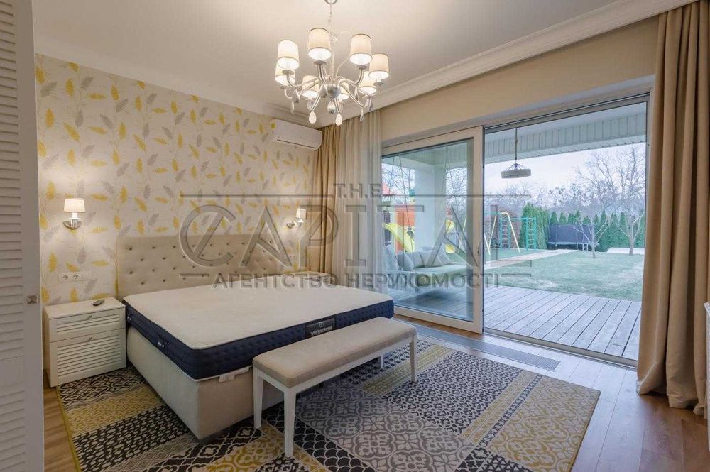 Аренда дома недалеко от центра с бассейном!