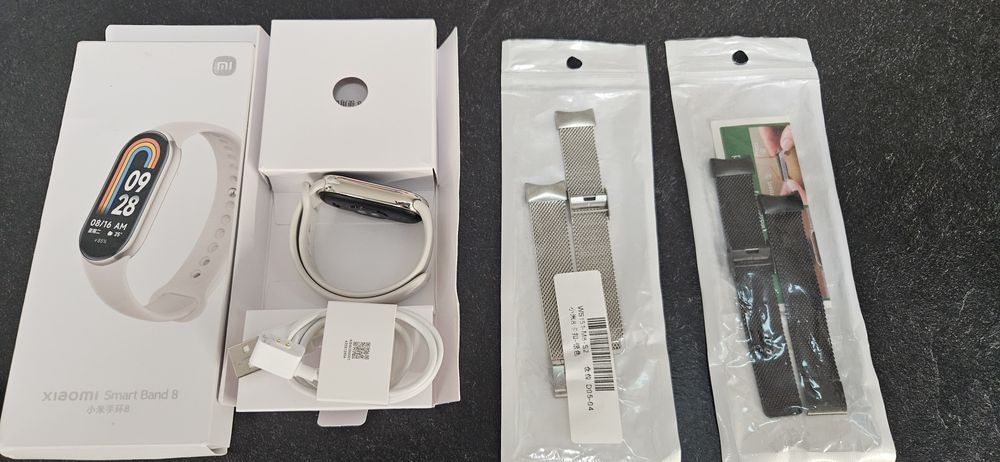 Фітнес-браслет Xiaomi Mi Smart Band 8