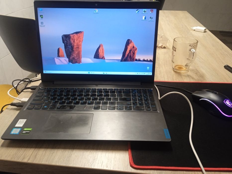 Laptop Lenovo gamingowy