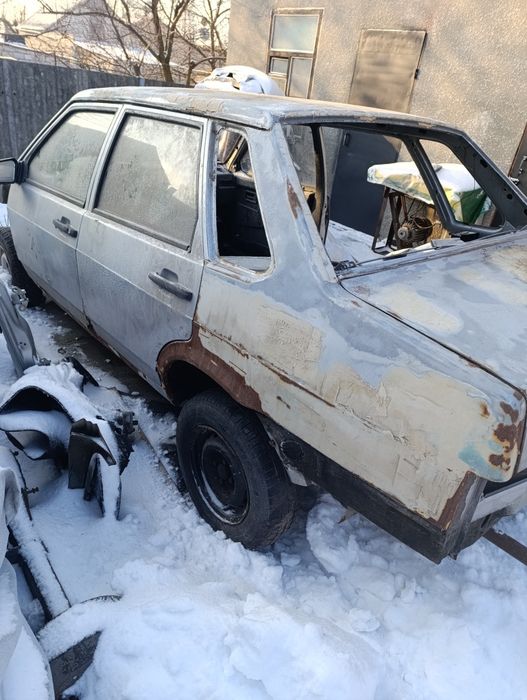 Продам ваз 21099