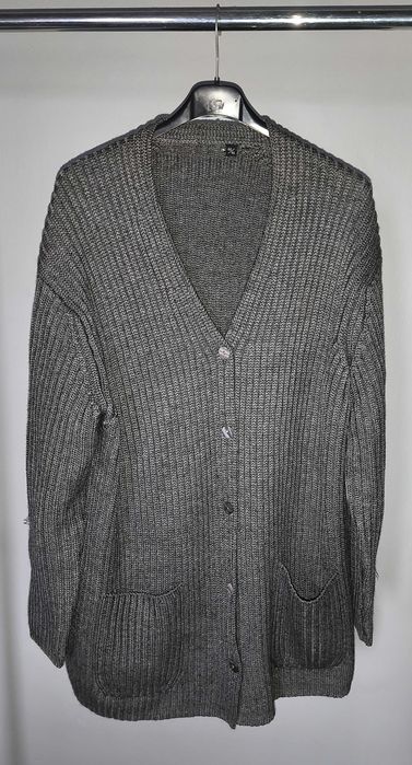 Szary sweter merino 44/46