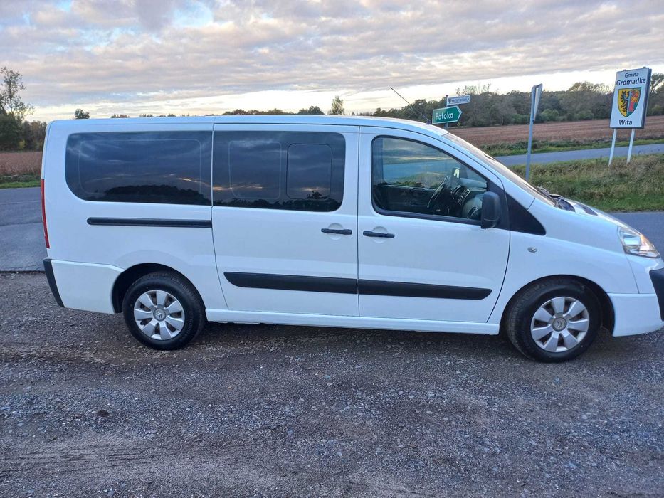 Citroen Jumpy II -2011r -2.0hdi-120KM Long 9 osobowy