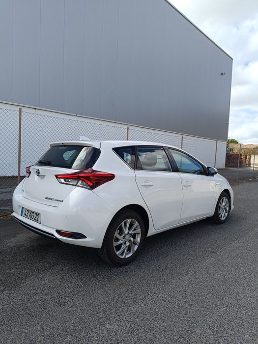 Toyota Auris Híbrido