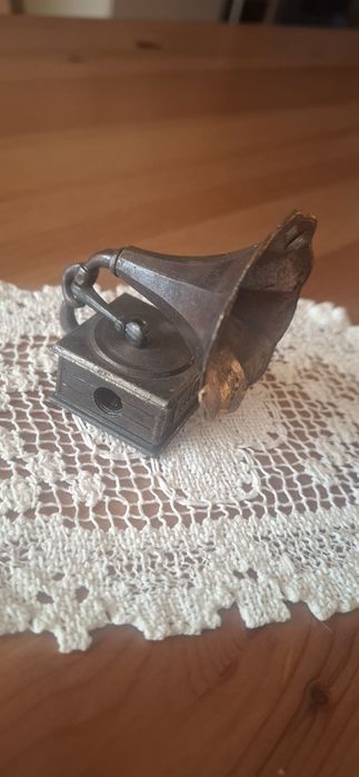 strugaczka temperówka Gramofon-Zabytkowa kolekcjonerska