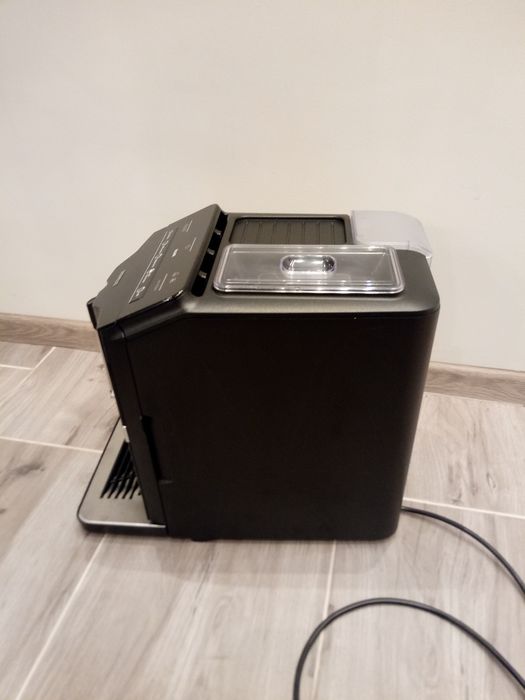 Ekspres do kawy Siemens EQ.300 Ekspres ciśnieniowy 1300W