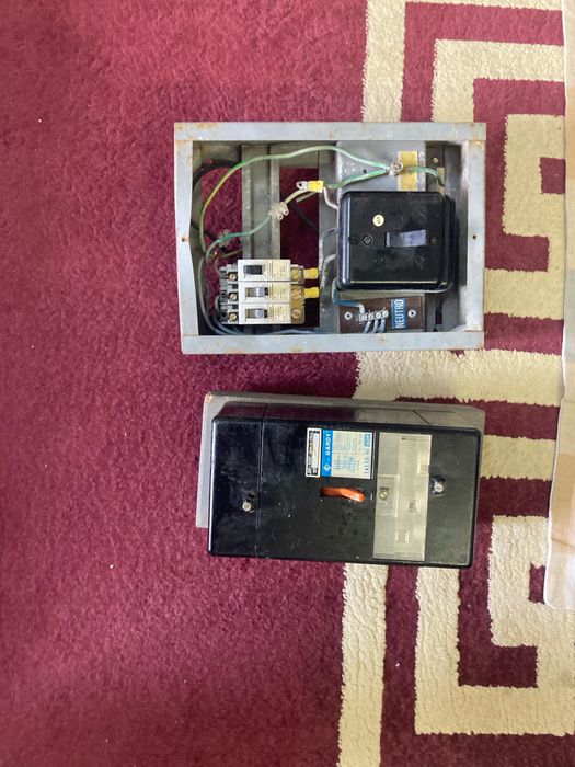 Electrical Panel486072543148789760