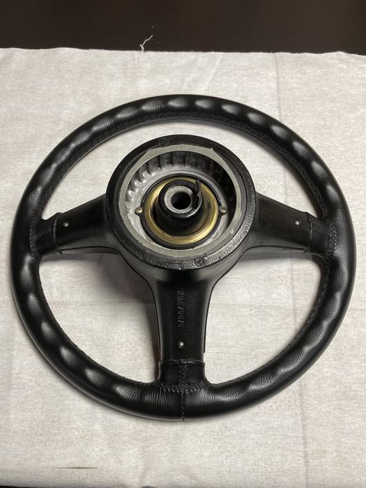 Volante Mtech 1 e 2 370mm