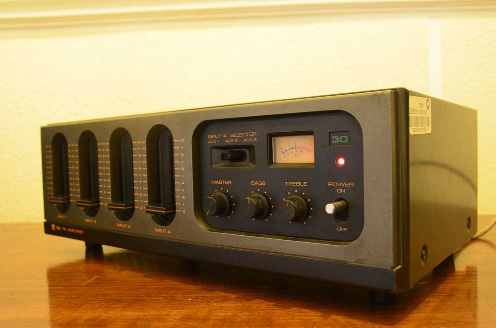 Amplificador PA Toa TA-403E