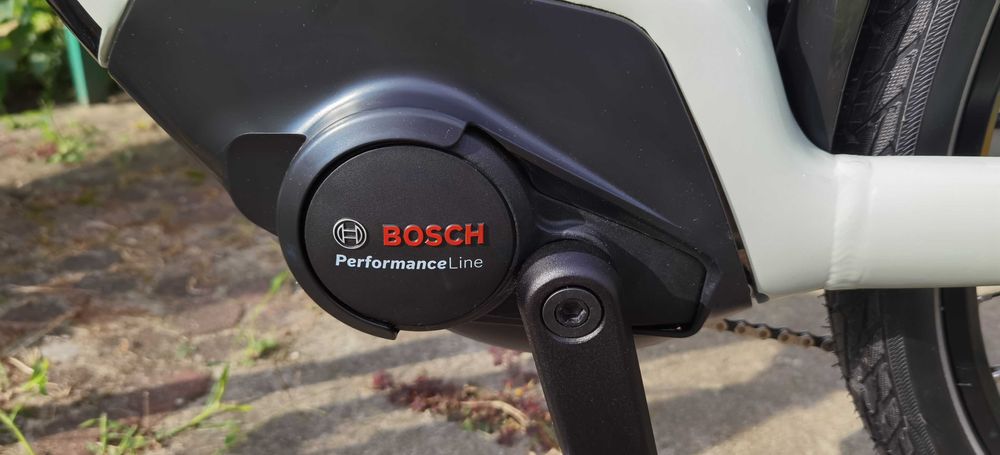 Rower E-bike Elektryczny trekkingowy Winora Tria 10 BOSCH 500Wh D46