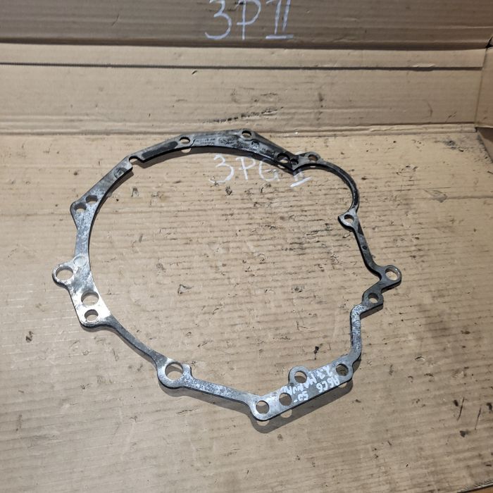 Pierścień dystans flansza skrzyni biegów audi a6 c6 2.7TDI manual