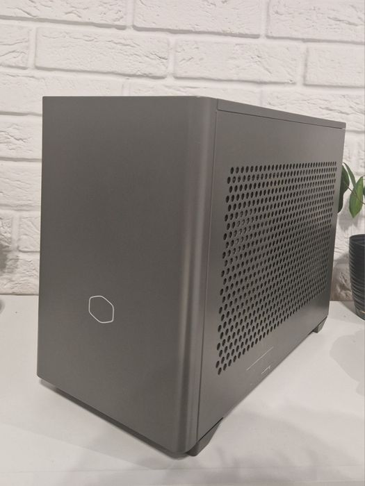 Obudowa Cooler Master NR200P Max