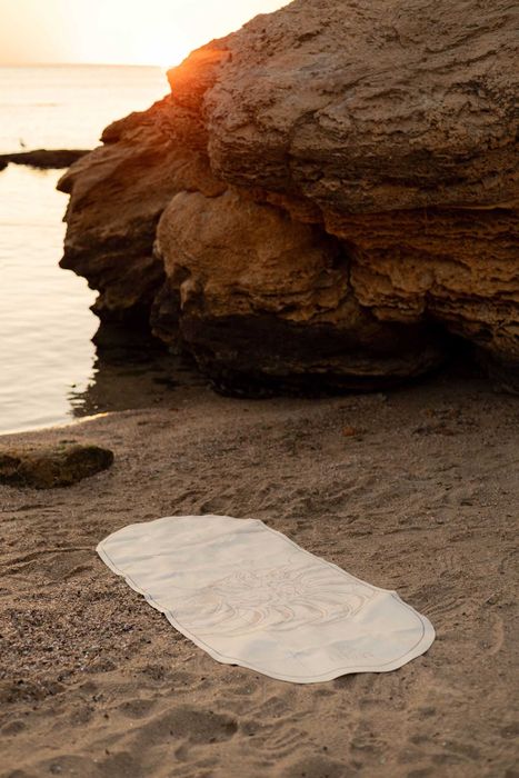 Килимок для йоги, коврик для фитнеса спорта йога мат, каремат УЦЕНКА