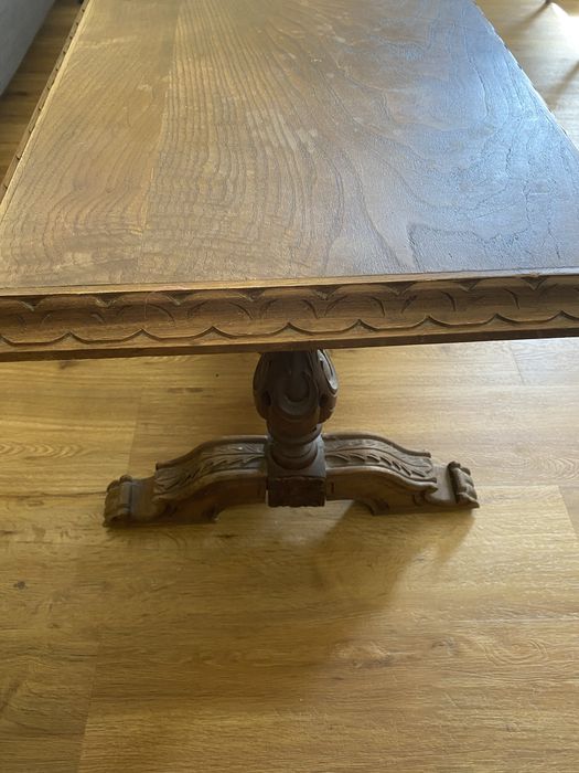 Old wooden table64584264889730120