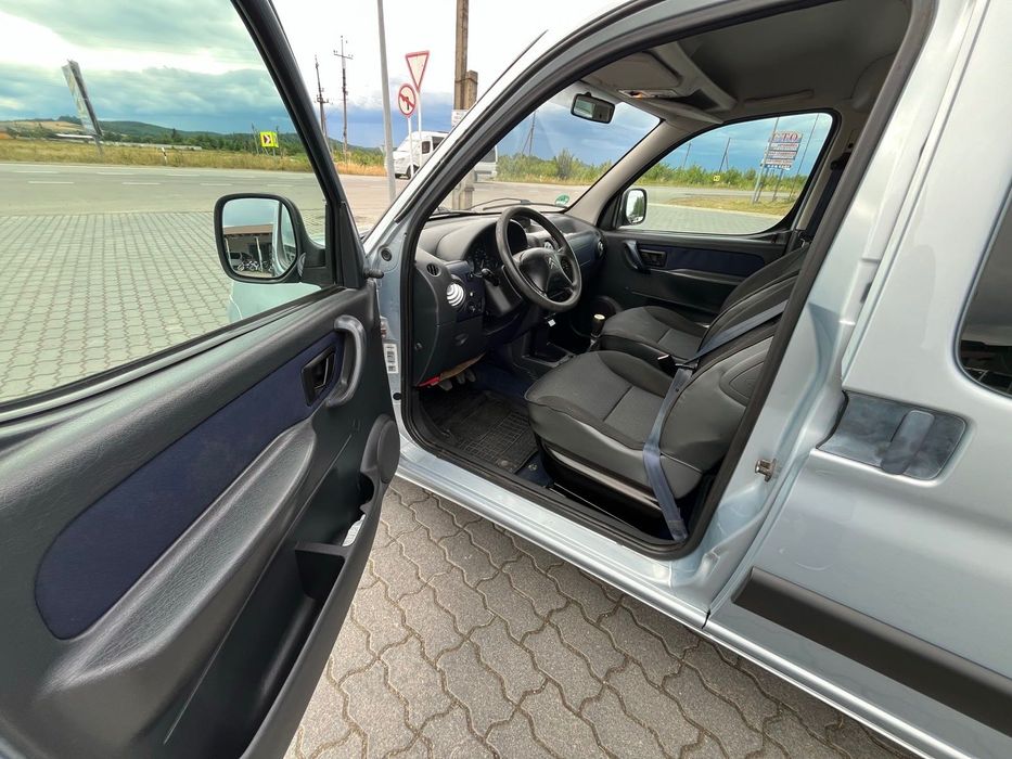 Citroen Berlingo 2006 VIN VF7GJKFWC93373870 фото оголошення 8 з 24