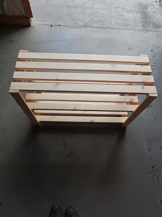 Solidna ławka na taras balkon półka drewniana kurier producent