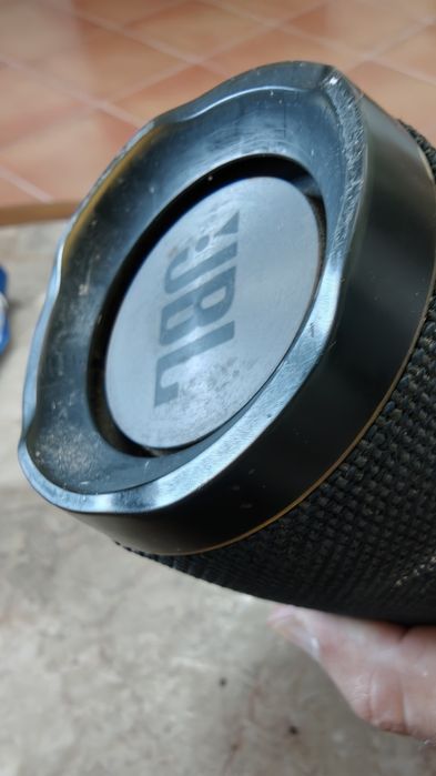 Coluna Portátil Bluetooth JBL Charge - 3