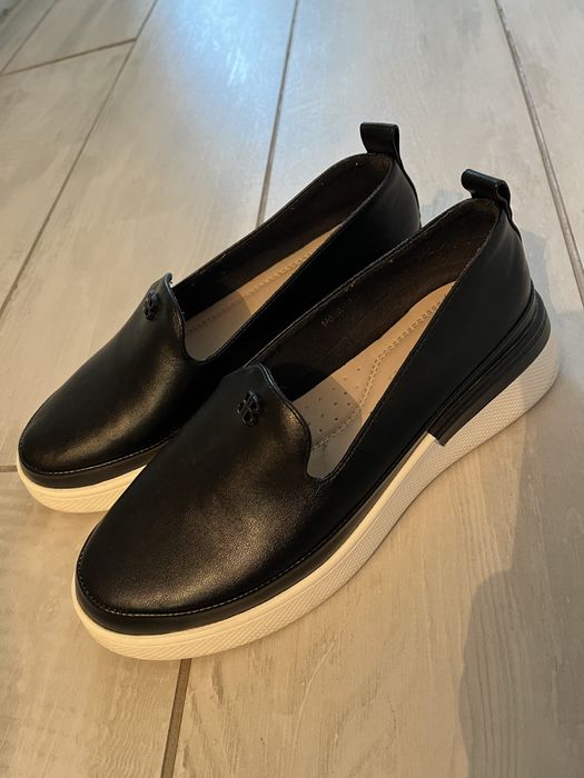 Продам мокасины-туфли