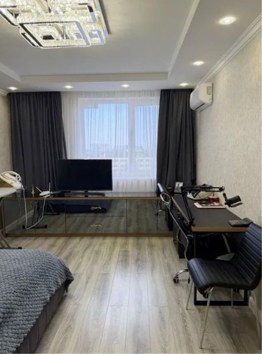 Продам 2-к квартиру з ремонтом на вул. Шота Руставелі, Черемушки (3-316-634)