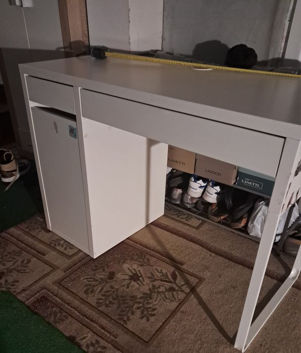 Białe biurko Ikea Micke  półki szuflady super stan