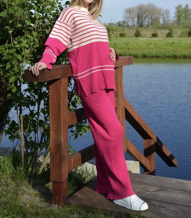 Продам костюм весна-осінь