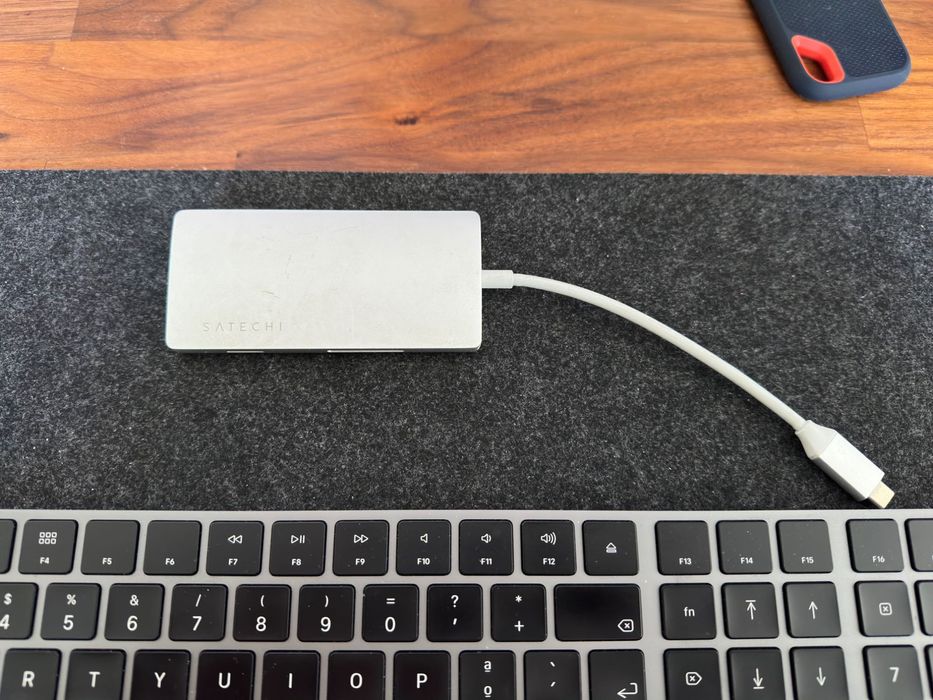 MacBook Pro 16'' | Core i9 2.3 | AMD 5600M | 1TB + EXTRAS