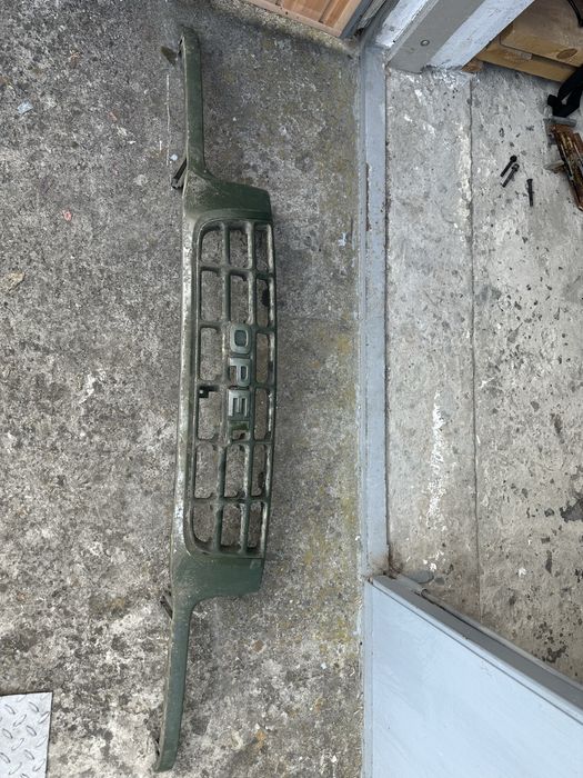 перед решітка опель фронтера б