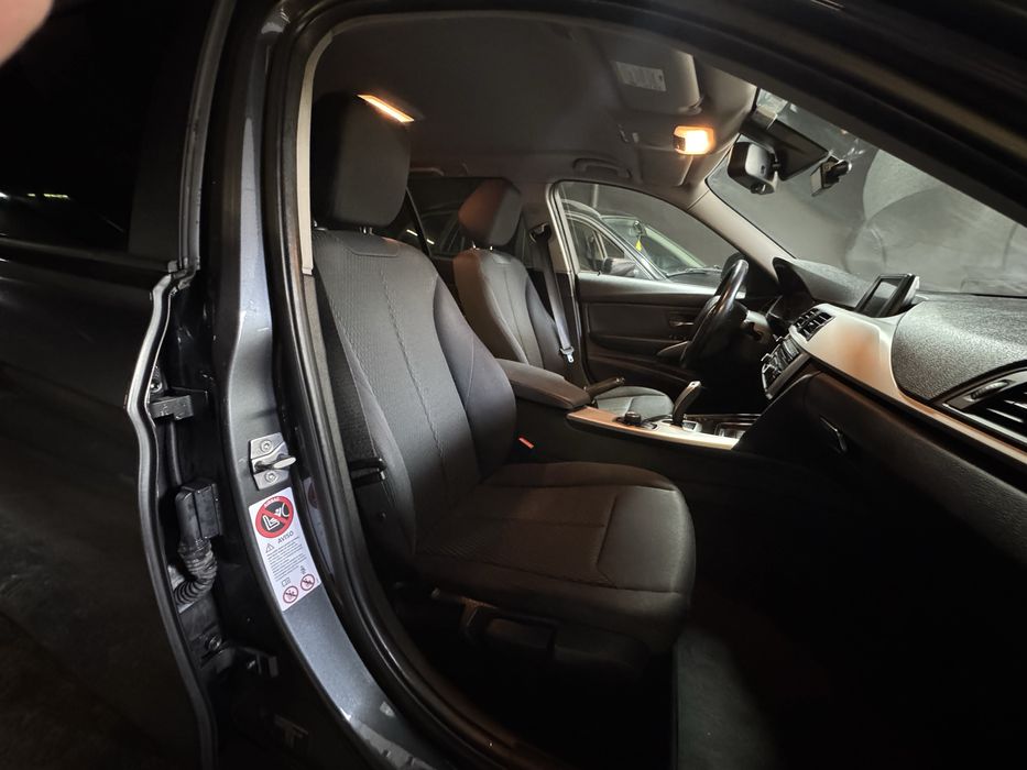 Bmw 318d  Touring F31 Sport - CxAuto - Nacional em excelente estado!!!