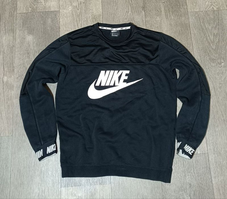 Свитшот    Nike принт монограм