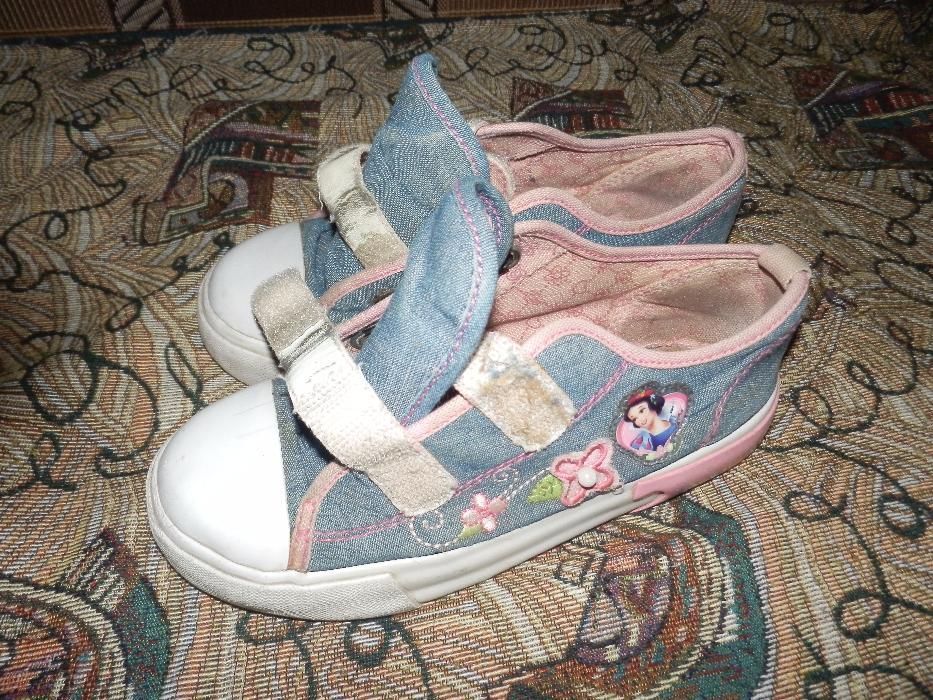 Кеды и кроссовочки .