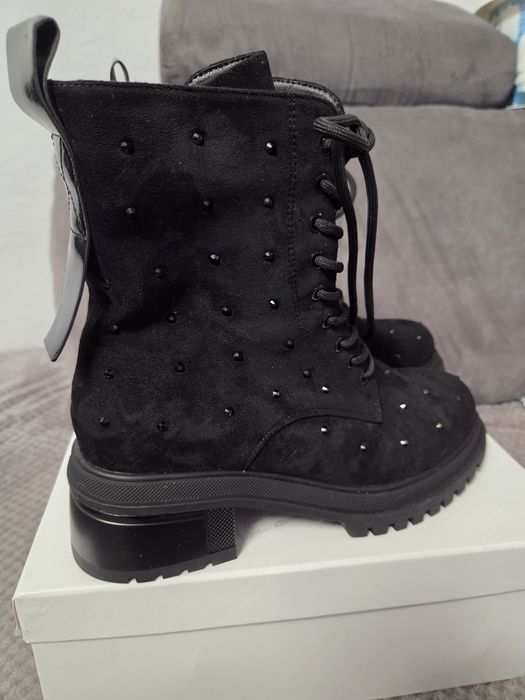 Botki cyrkonie nowe