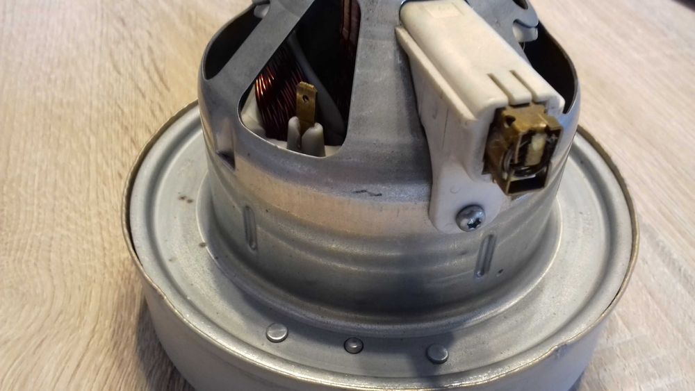 Silnik Electrolux Mondo Clario