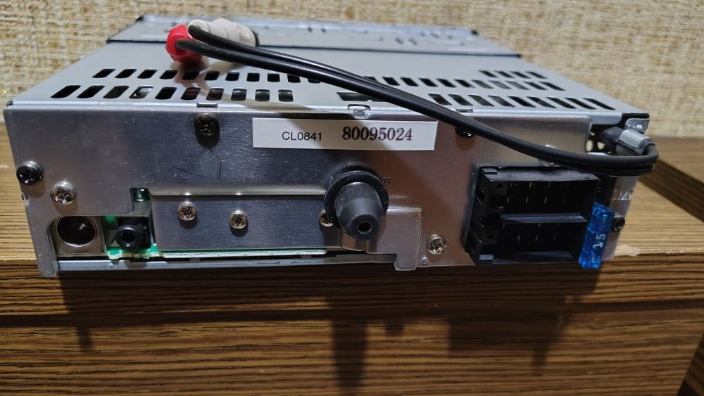 Магнитола Clarion DB188RMP