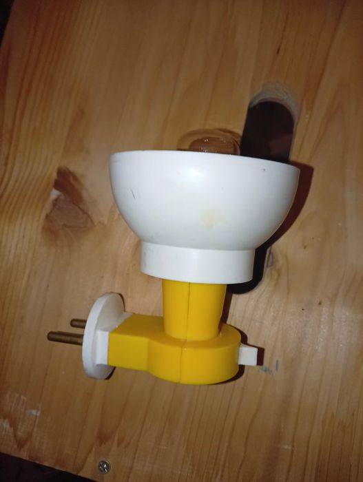 Lampka rosyjska do kontaktu