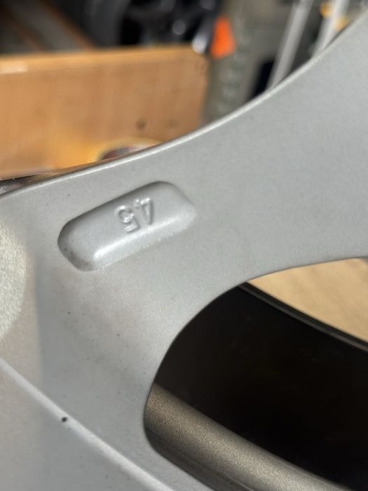 Диски оригінал toyota corolla celica avensis prius auris 5 100 r16