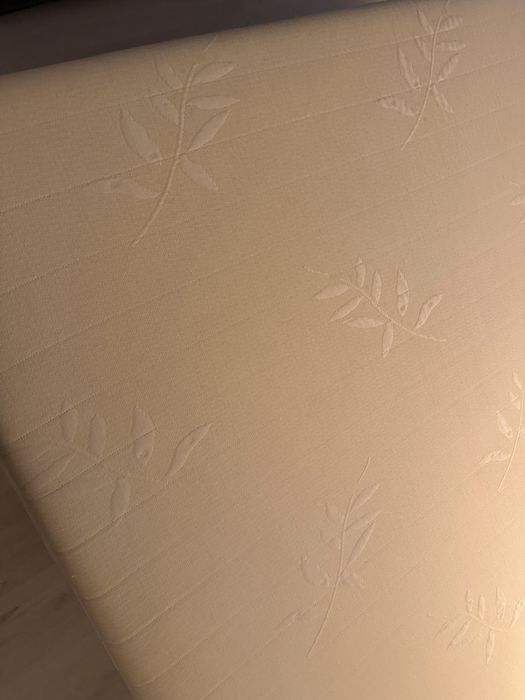 Colchão Naturflex muito bom 1,40x1,90