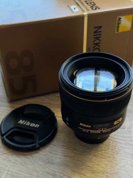 Nikon Nikkor AF-S 85 1:1.4G повнокадровий