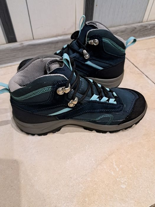 Жіночі черевики Quechua