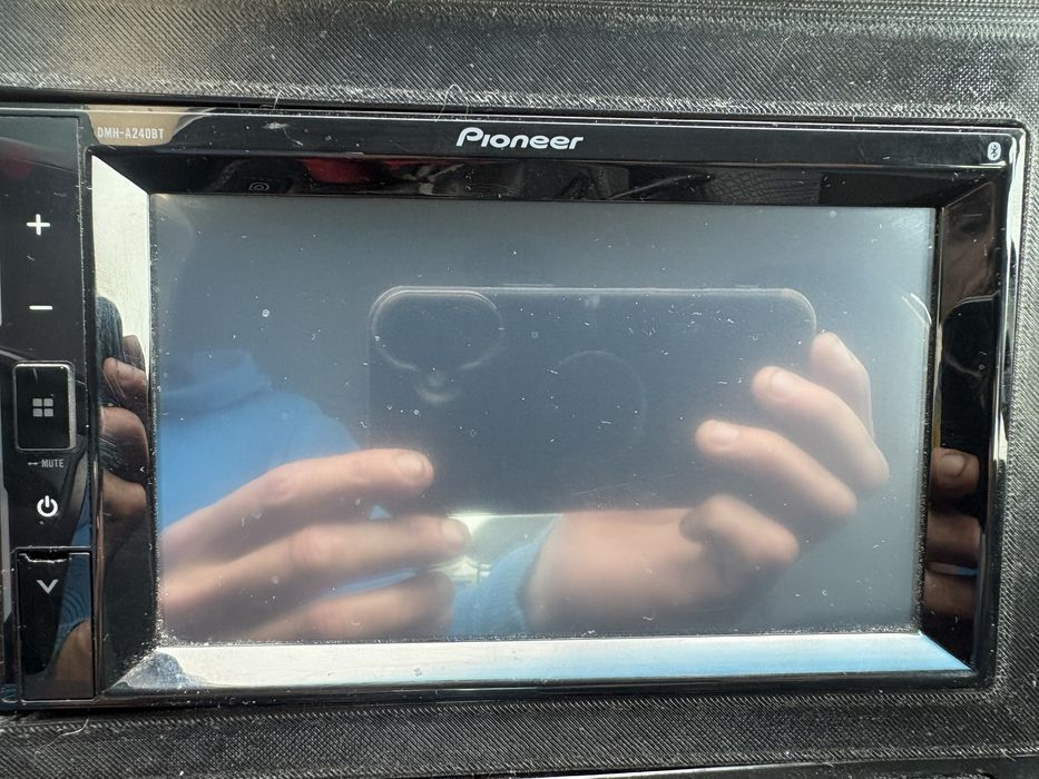 Radio 2 Din Pionier DMH-A240BT