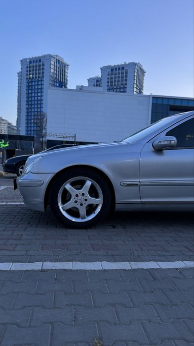 Mercedes-Benz C200 Kompressor 2000 рік