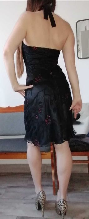 Sukienka M z kwiatami wesele studniówka sylwester mała czarna