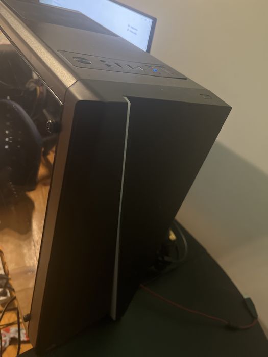 Komputer stacjonarny