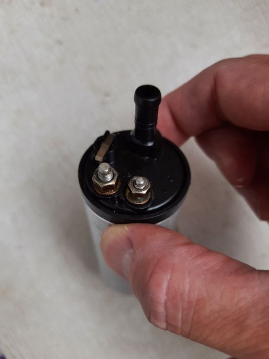 Бензонасоc Audi 100,80.